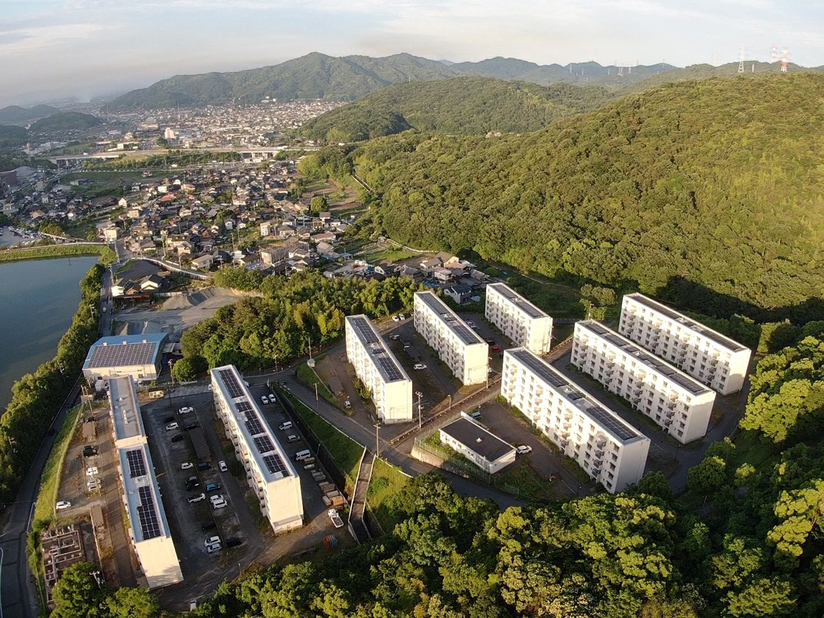 集合住宅屋根上太陽光発電設備設置工事