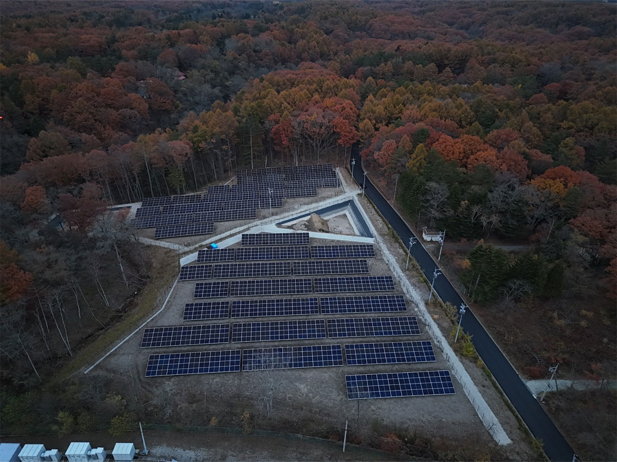 群馬県吾妻郡嬬恋村太陽光発電所 B区